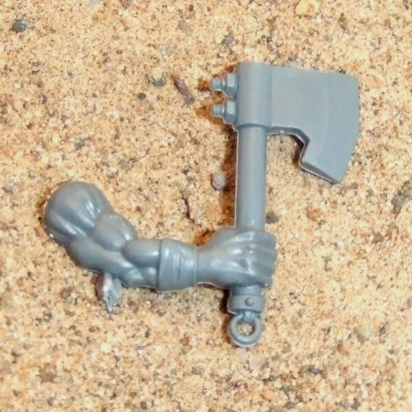 Ork Boy Choppa Arm 3